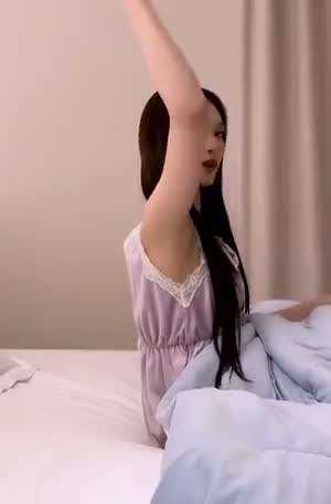 춤추면서 잠드는 아이브 이서 잠옷 슬립.mp4