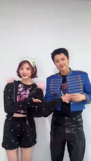 하츠투하츠 지우, 우즈