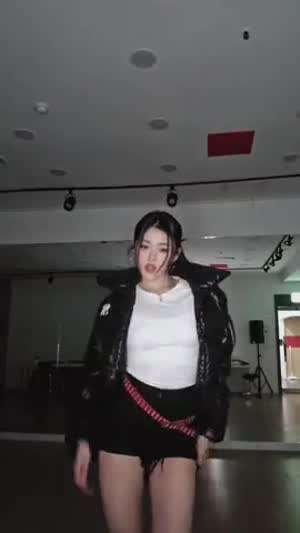 피프티피프티 아테나