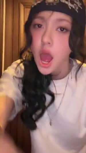 피프티피프티 문샤넬