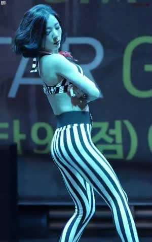 로즈퀸 지니.gif