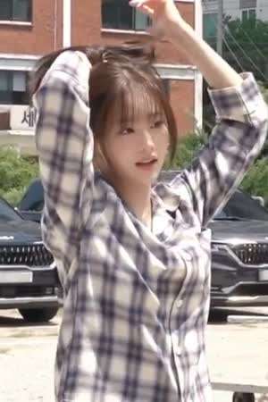 츄 BYC 광고 촬영 비하인드 브라 비치는 갈색 터들넥