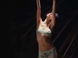 나나 노브라+타투 흔적까지 파격 레전드 노출 화보