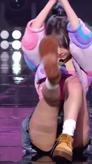 르세라핌 은채.gif