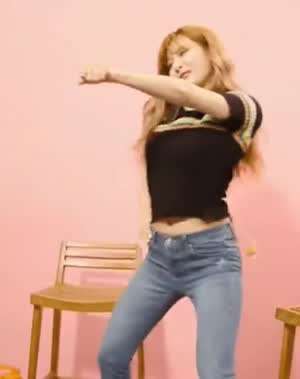 청바지 현아.gif