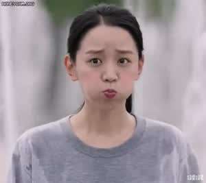 가글 하는 신혜선.gif