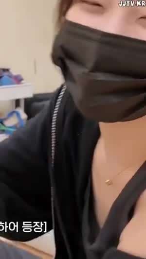 탄탄한 등짝 블랙 민소매 클라이밍 첫도전 르세라핌 카즈하