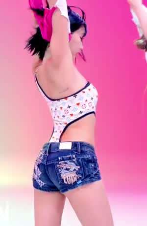 상의 벗는 키스오브라이프 나띠 누브라.mp4