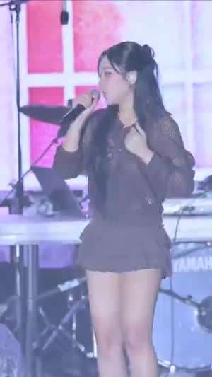 비비 청순하고 단아한 미모 민소매 가슴골.mp4