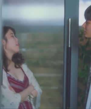 요망유 아이유 미시룩 키스씬 숙인 가슴골 - 페르소나.mp4