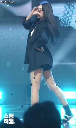 [에버글로우] 시현 짧은 치마..gif