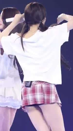 아이브 안유진 뜻밖의 1열 팬서비스 (2)