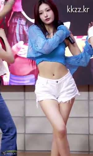 아디다스 저지에 핫팬츠 오드유스 써머.mp4