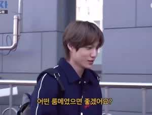 룸메는 잘 씻었으면 좋겠다는 엑소 카이.MP4