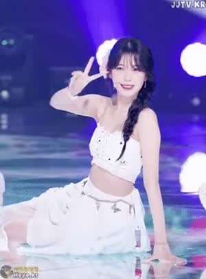 프로미스나인-백지헌