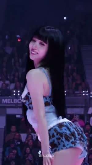 호피 의상 트와이스 미나 트월킹 팬서비스