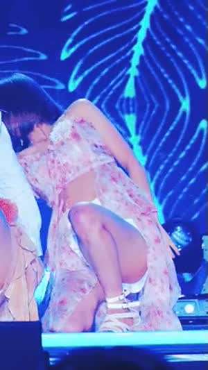 프로미스나인-이나경