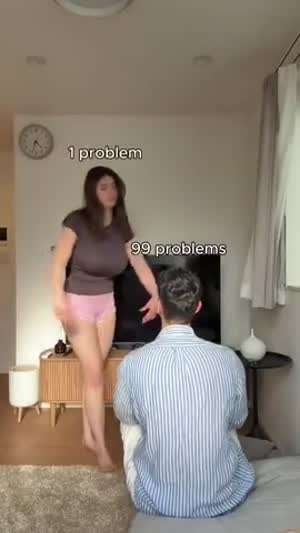 남친을 감정쓰레기통으로 대하는 여친.mp4