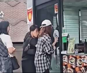 뒤로 가서 줄 서세요! ㅡㅡ