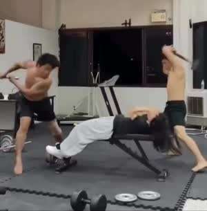 여동생이 운동을 가르쳐달라고 해서