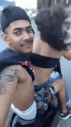 밥맛 떨어지지??