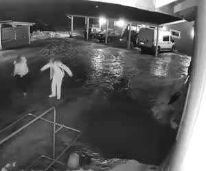 아고.. 미치건네...나만 미워해