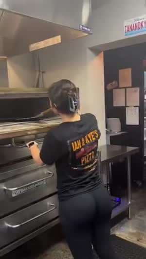 파전 집에서 일했던 게 분명한 피자집 알바...