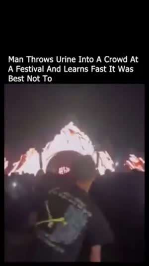 축제 현장에 오줌 투척한 남자의 최후