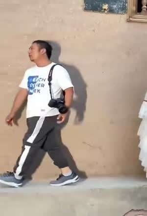 카메라맨... 나 따라서 하세욤~~