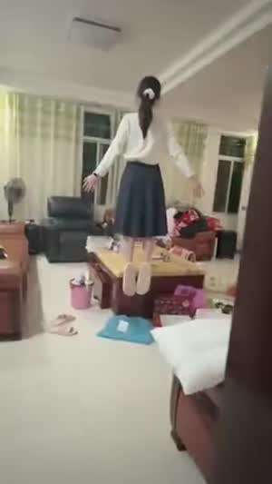 심령 놀이 - 빙의에 의한 인체 부유.mp4