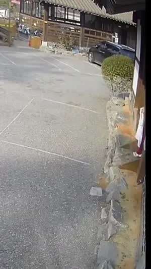 너무 당황스러웠어요