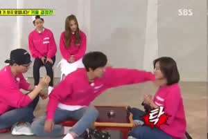 누가 우리 지원이 울렸어!