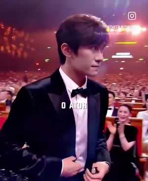 뇌성마비 연기한 중국 배우