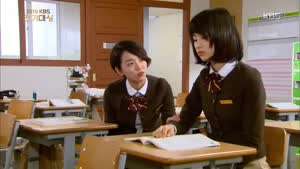 공개처형 당하는 신혜선