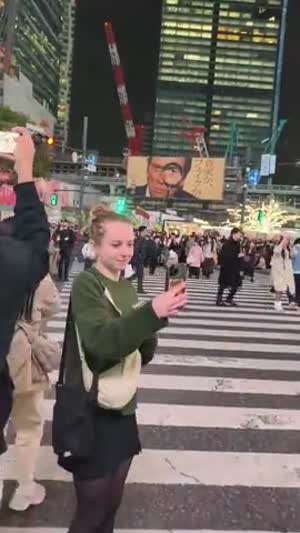 일본에서 화제가 되었다는 영상.gif