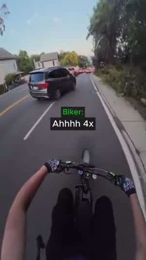 운전 중 빡쳤다가도 바로 풀리는 상황