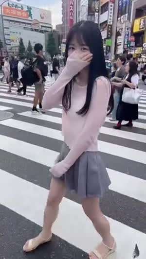 길에서 로터 넣고 다니는 민폐녀