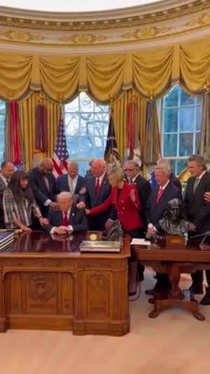 이란은 종교에 미친 광신도들이 통치하는 나라에요.jpg