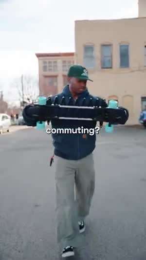 접어서 펼치는 스케이트 보드.mp4