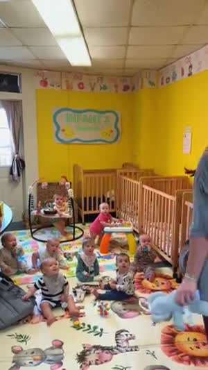 집중하는 애기들