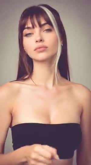 뭔가 알려주는  누나.mp4