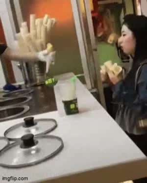 터키 아이스크림 뿌시기