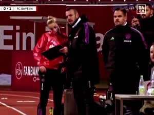 교체 준비 중에 뭔가를 입고 오지 않았다는 것을 깨닫고