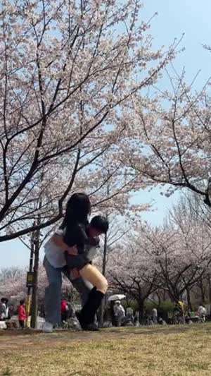 젊은이들은 이렇게 노네