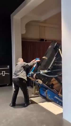 혼자서 나릅니다