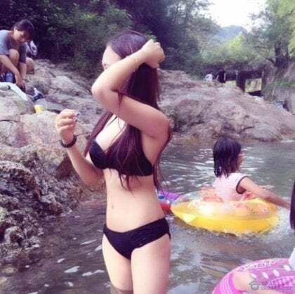 ㅇㅎ) 계곡에서 비키니 문제있다vs없다