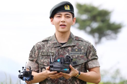 BTS 뷔 제대할 때까지 위문편지 467만 통 받았다