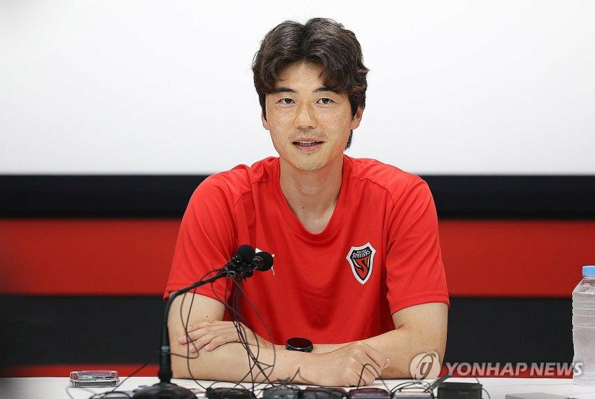 기성용, '성폭행' 의혹 제기자 2명에 승소…"기씨에 1억 배상"