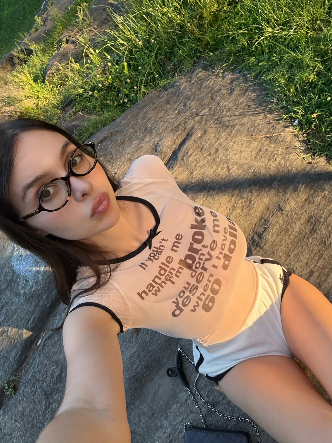 ㅇㅎ)아이스크림먹는 서양녀