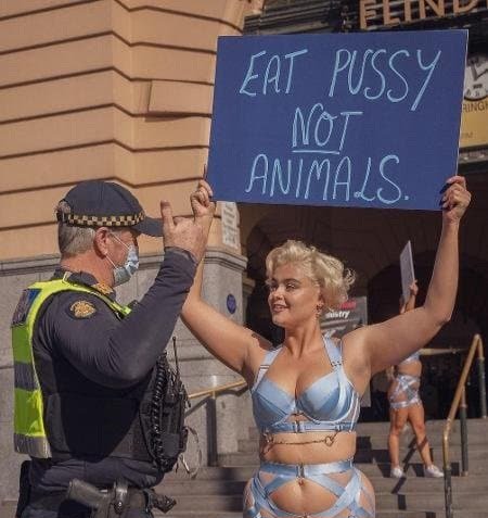 ㅇㅎ)동물 말고 인간 xx를 따먹으세요